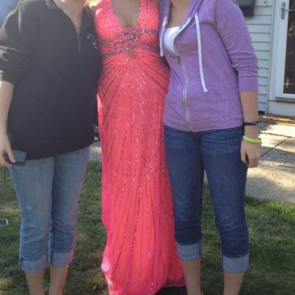 Pink sparkly prom gown - Picture 4 of 5